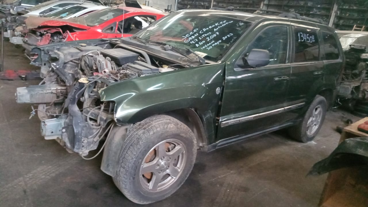  Jeep GRAND CHEROKEE 2005    EN DESARME